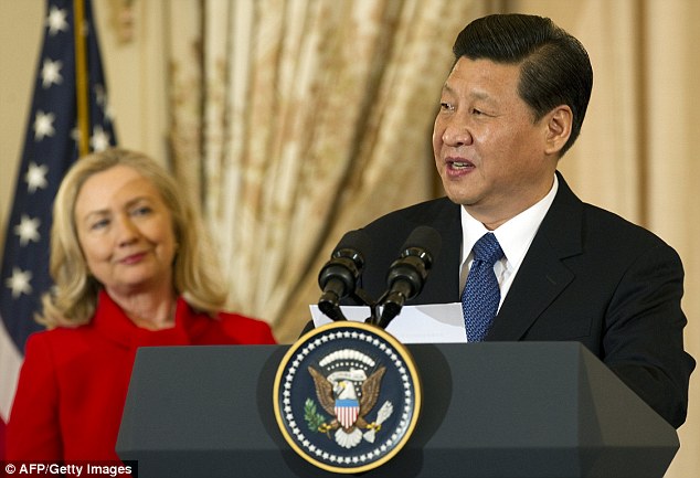 How to write hillary in chinese